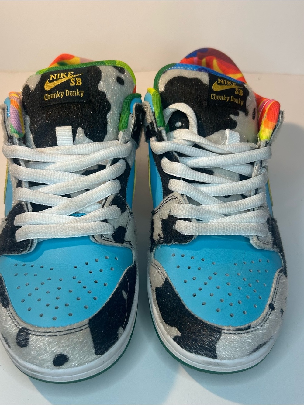 Nike SB Chunky Dunky Men’s Blue Cow-Print Sneakers with Rainbow Accents Size 7